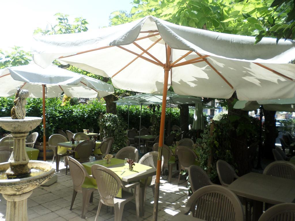 Appart'Hotel Les Tilleuls Saint-Macaire Camera foto